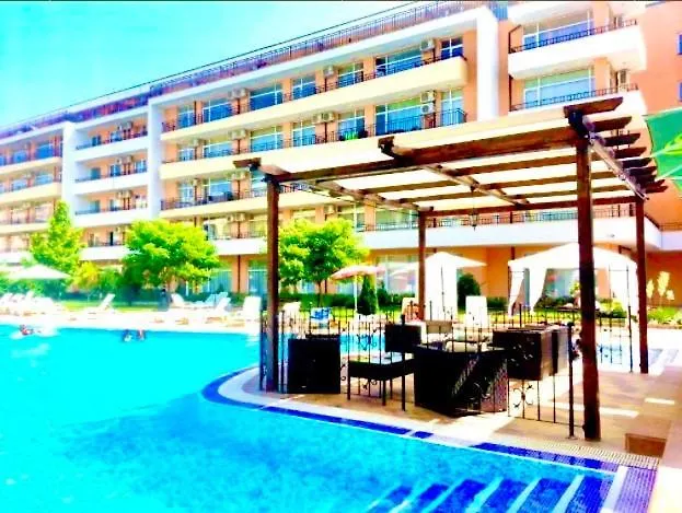 Grand Kamelia Complex Σάνι Μπιτς