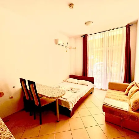 Grand Kamelia Complex דירה סאני ביץ'