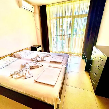 Grand Kamelia Complex ساني بيتش