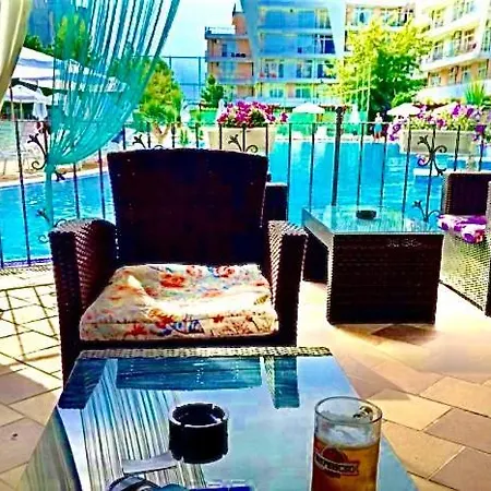 Grand Kamelia Complex Апартамент